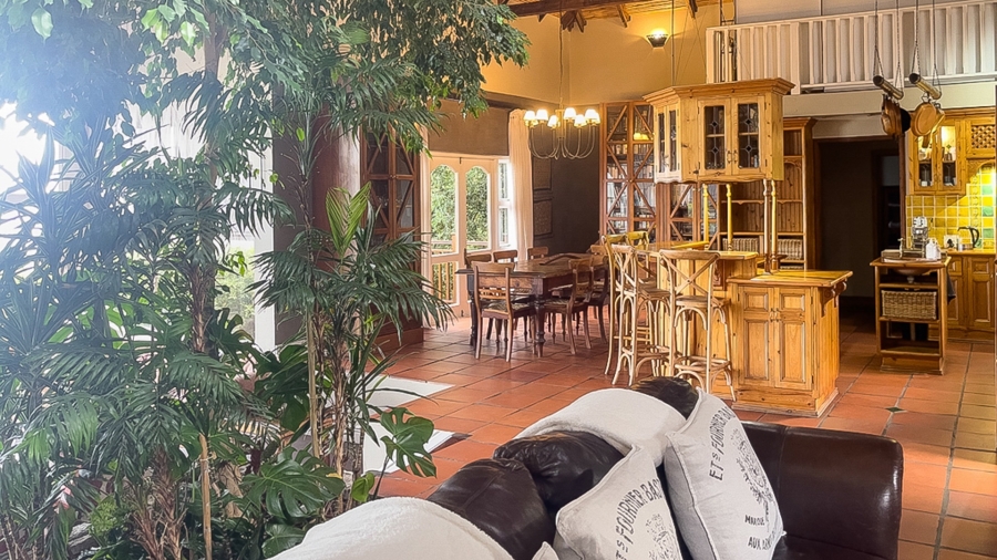 To Let 5 Bedroom Property for Rent in Southern Cross Western Cape
